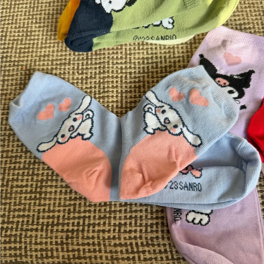 Set Of 6 Pairs of Hello Kitty Socks Women, Girls One Size Multicolor